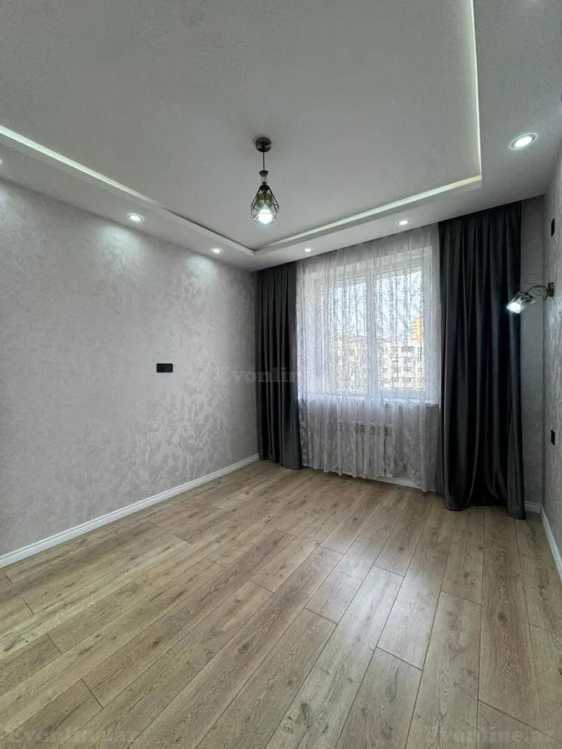 3 otaqlı Mənzil 65 m² Həzi Aslanov m. Satılır