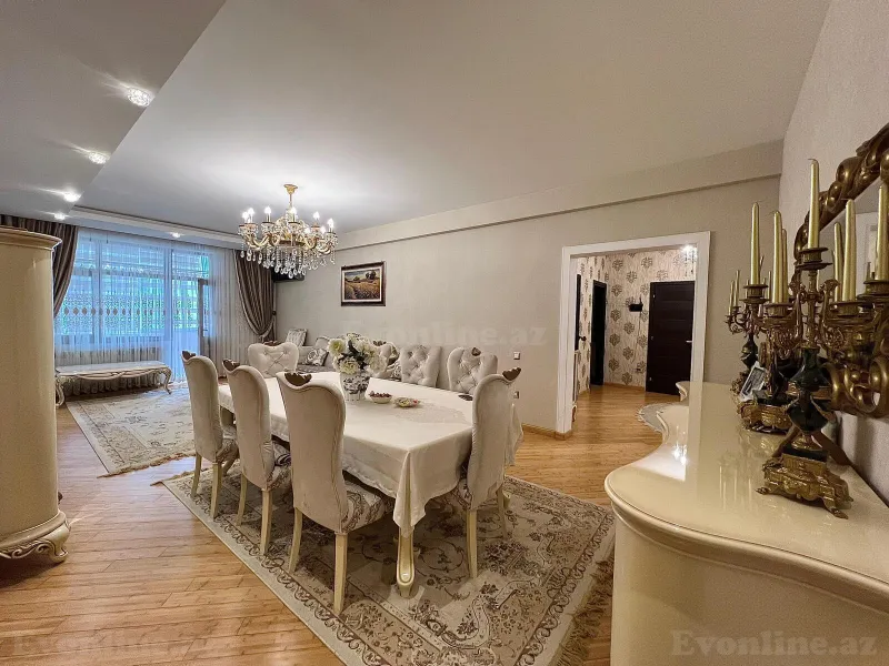 4 otaqlı Mənzil 190 m² Nəsimi r. Satılır