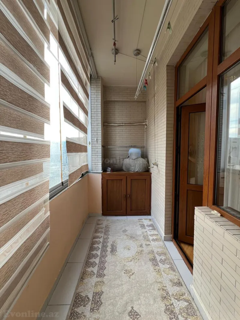 Satılır 4 otaqlı Mənzil Yeni tikili 190 m² Nəsimi r. - şəkil 16