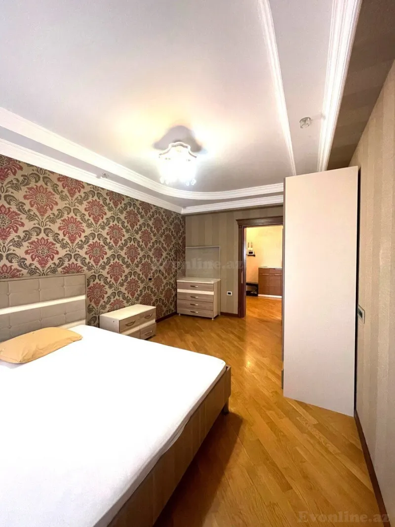 Satılır 3 otaqlı Mənzil Yeni tikili 136 m² Nəriman Nərimanov m. - şəkil 6