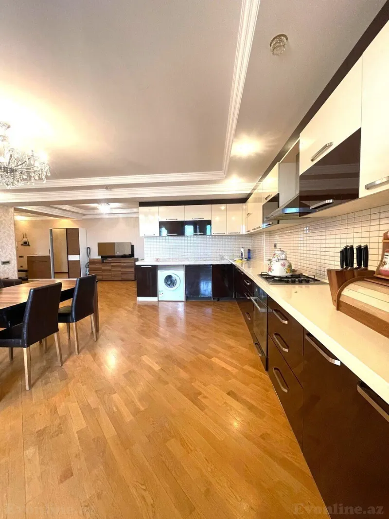 Satılır 3 otaqlı Mənzil Yeni tikili 136 m² Nəriman Nərimanov m. - şəkil 9