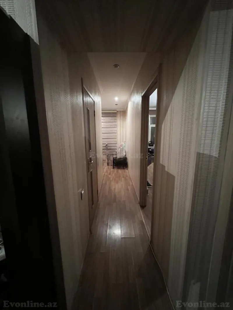 Kirayə verilir 3 otaqlı Mənzil Köhnə tikili 72 m² Elmlər Akademiyası m.