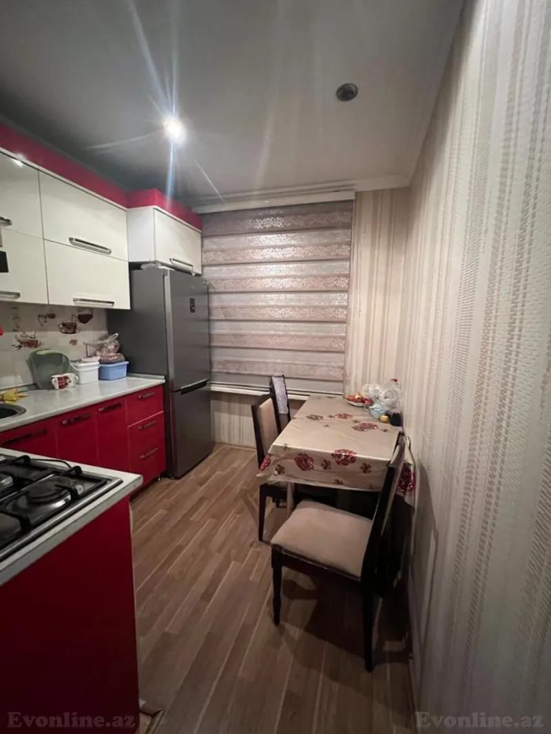 Kirayə verilir 3 otaqlı Mənzil Köhnə tikili 72 m² Elmlər Akademiyası m. - şəkil 3
