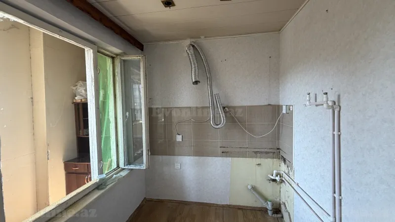 Satılır 3 otaqlı Mənzil Köhnə tikili 85 m² Bakıxanov - şəkil 7