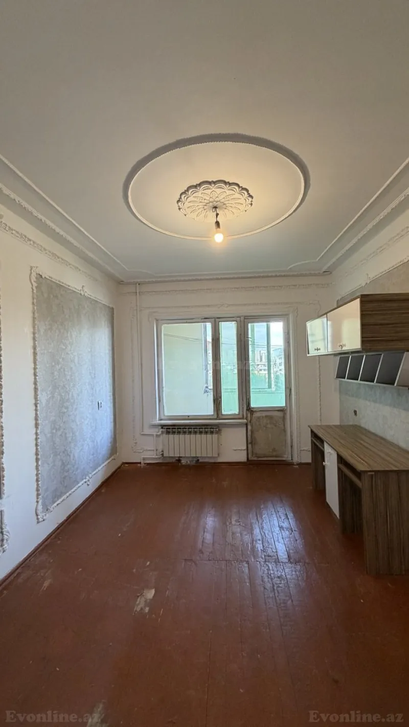 Satılır 3 otaqlı Mənzil Köhnə tikili 85 m² Bakıxanov - şəkil 12