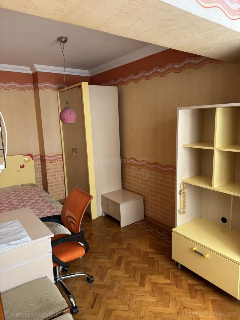 Kirayə verilir 4 otaqlı Mənzil Köhnə tikili 100 m² Dərnəgül m. - şəkil 10