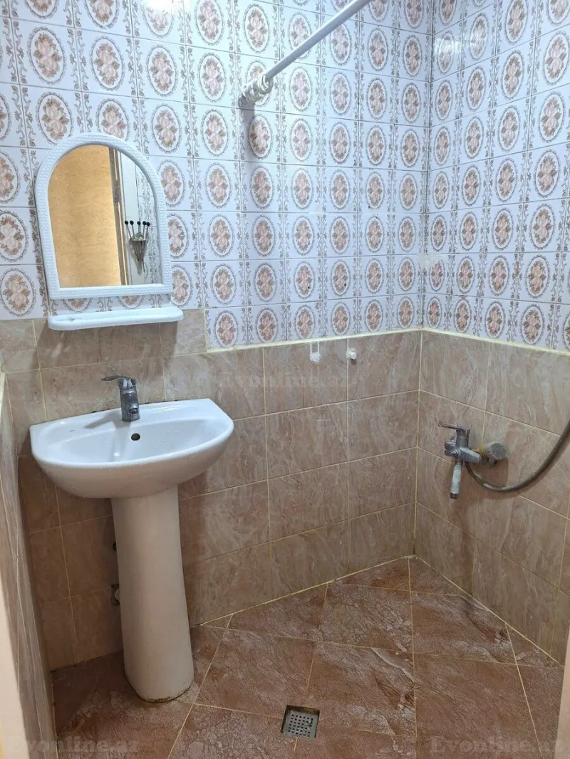Satılır 2 otaqlı Mənzil Köhnə tikili 60 m² Nəriman Nərimanov m. - şəkil 19