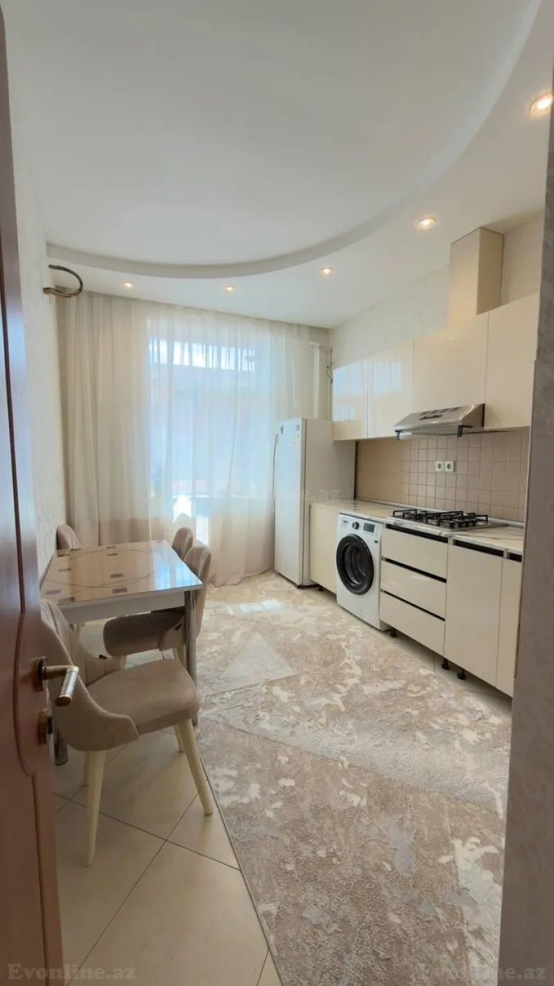 Kirayə verilir 3 otaqlı Mənzil Yeni tikili 95 m² İnşaatçılar m. - şəkil 4