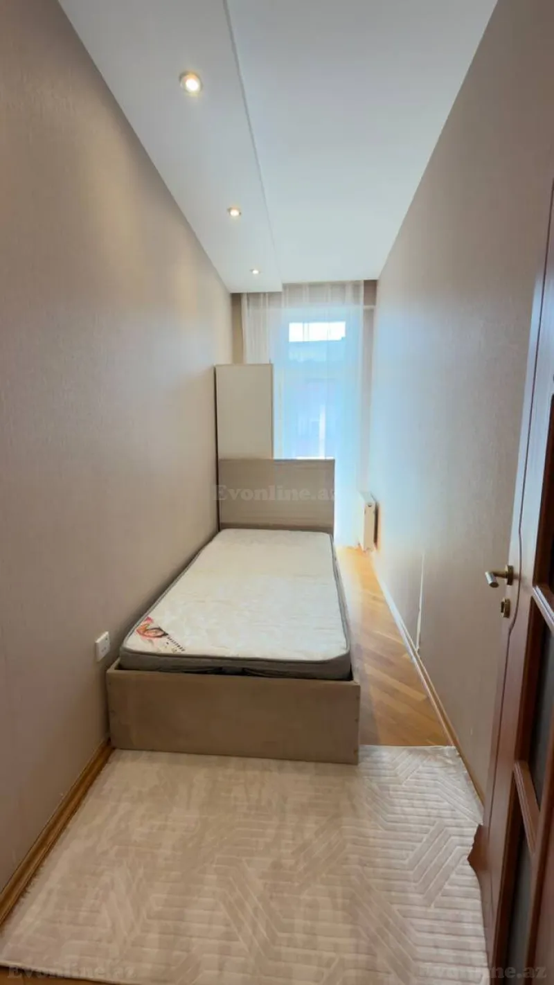Kirayə verilir 3 otaqlı Mənzil Yeni tikili 95 m² İnşaatçılar m. - şəkil 10