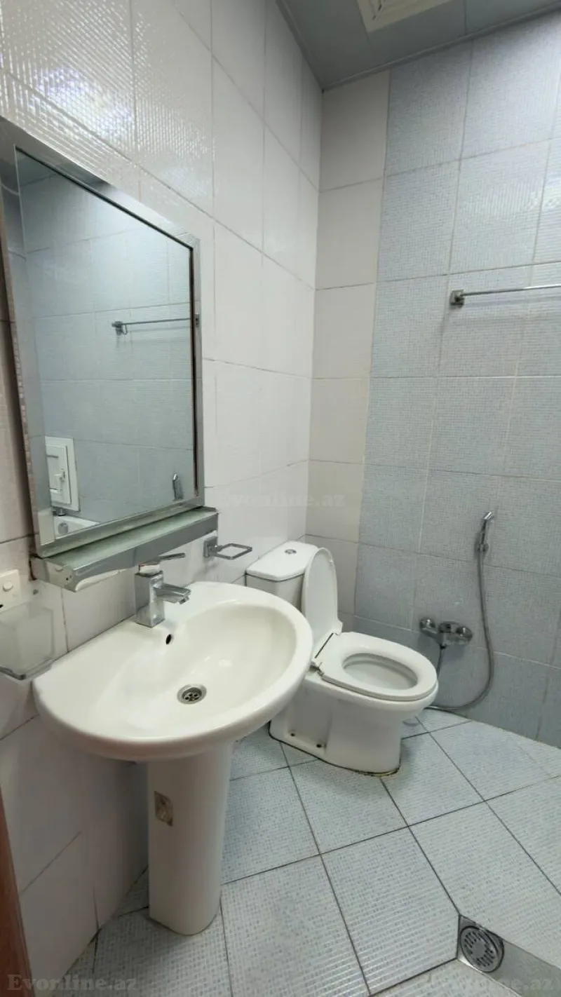 Kirayə verilir 3 otaqlı Mənzil Yeni tikili 95 m² İnşaatçılar m. - şəkil 13