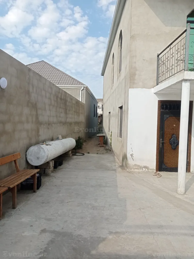 Satılır 8 otaqlı Həyət evi 200 m² Buzovna - şəkil 2