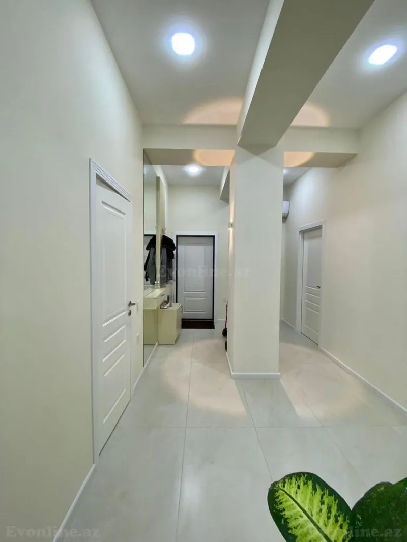Kirayə verilir 3 otaqlı Mənzil Yeni tikili 100 m² Nərimanov r. - şəkil 14