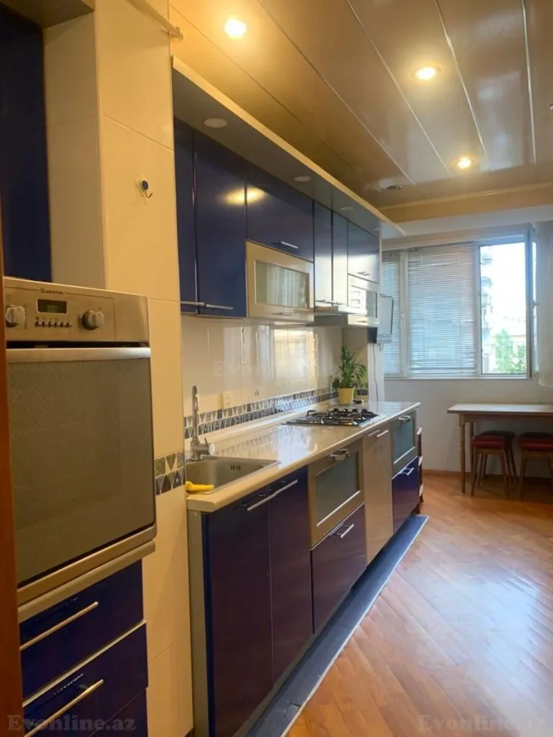 Kirayə verilir 3 otaqlı Mənzil Yeni tikili 90 m² 28 May m. - şəkil 6