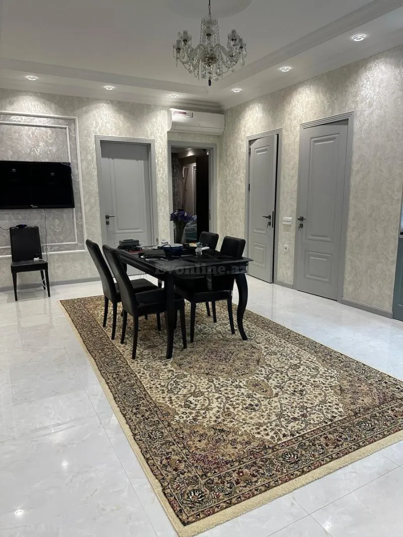 3 otaqlı Mənzil 120 m² 28 May m. Kirayə verilir