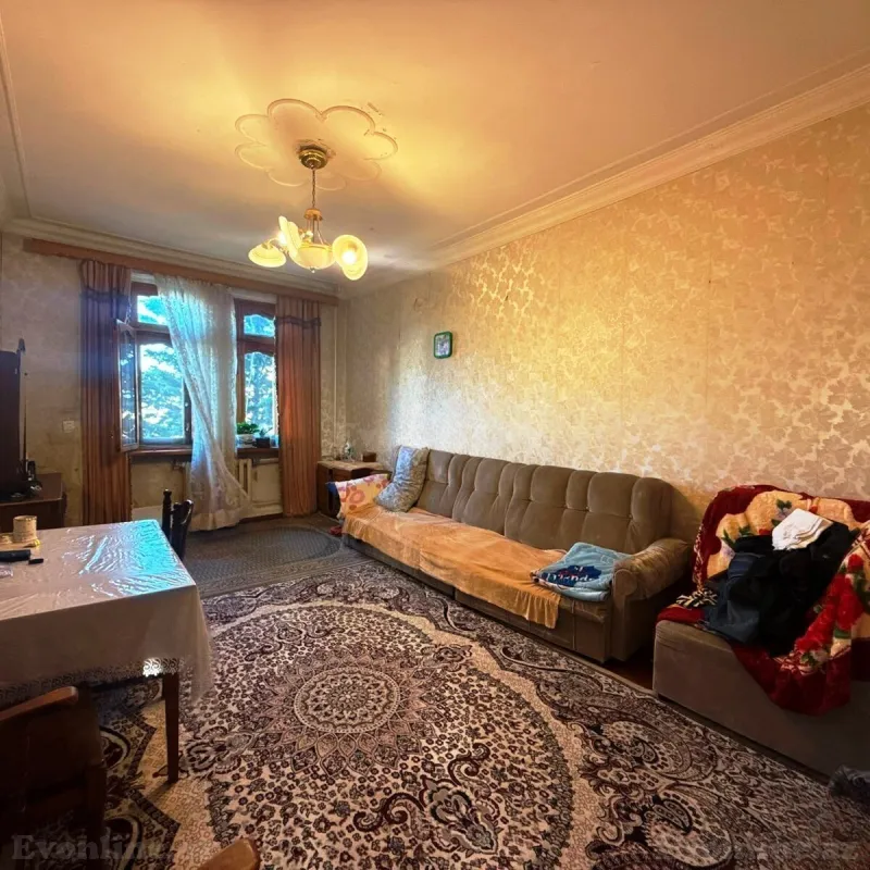 Satılır 2 otaqlı Mənzil Köhnə tikili 57 m² Yasamal r. - şəkil 3