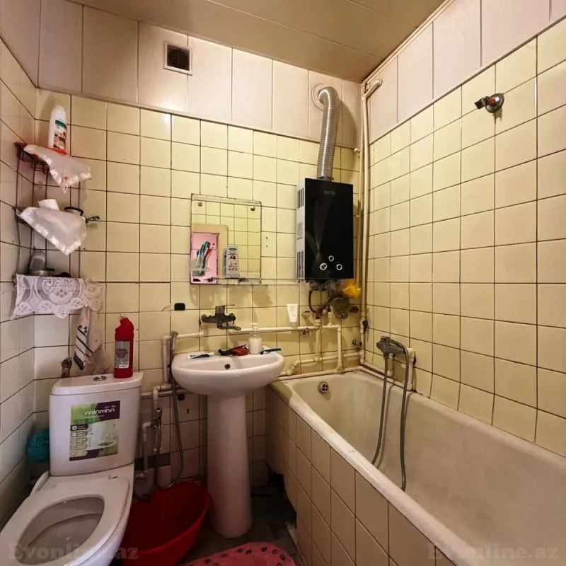 Satılır 2 otaqlı Mənzil Köhnə tikili 57 m² Yasamal r. - şəkil 11