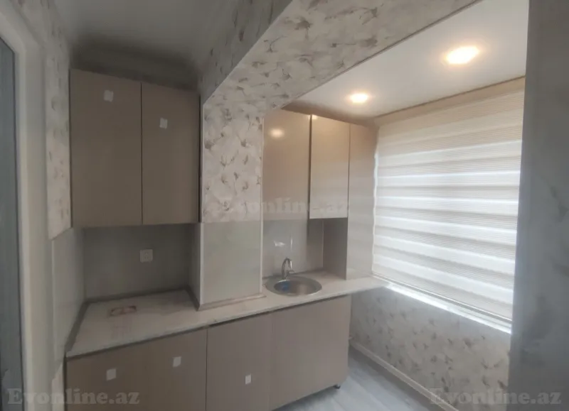 2 otaqlı Mənzil 35 m² Neftçilər m. Satılır