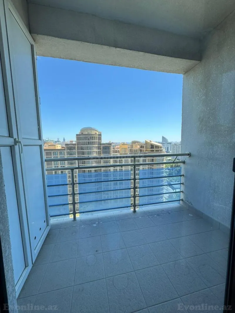 Satılır 7 otaqlı Mənzil Yeni tikili 260 m² Gənclik m. - şəkil 25