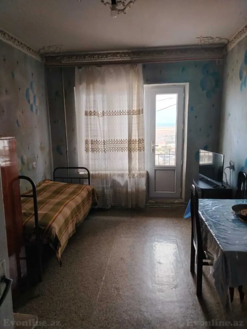 Satılır 5 otaqlı Mənzil Köhnə tikili 98.5 m² Köhnə Günəşli - şəkil 2