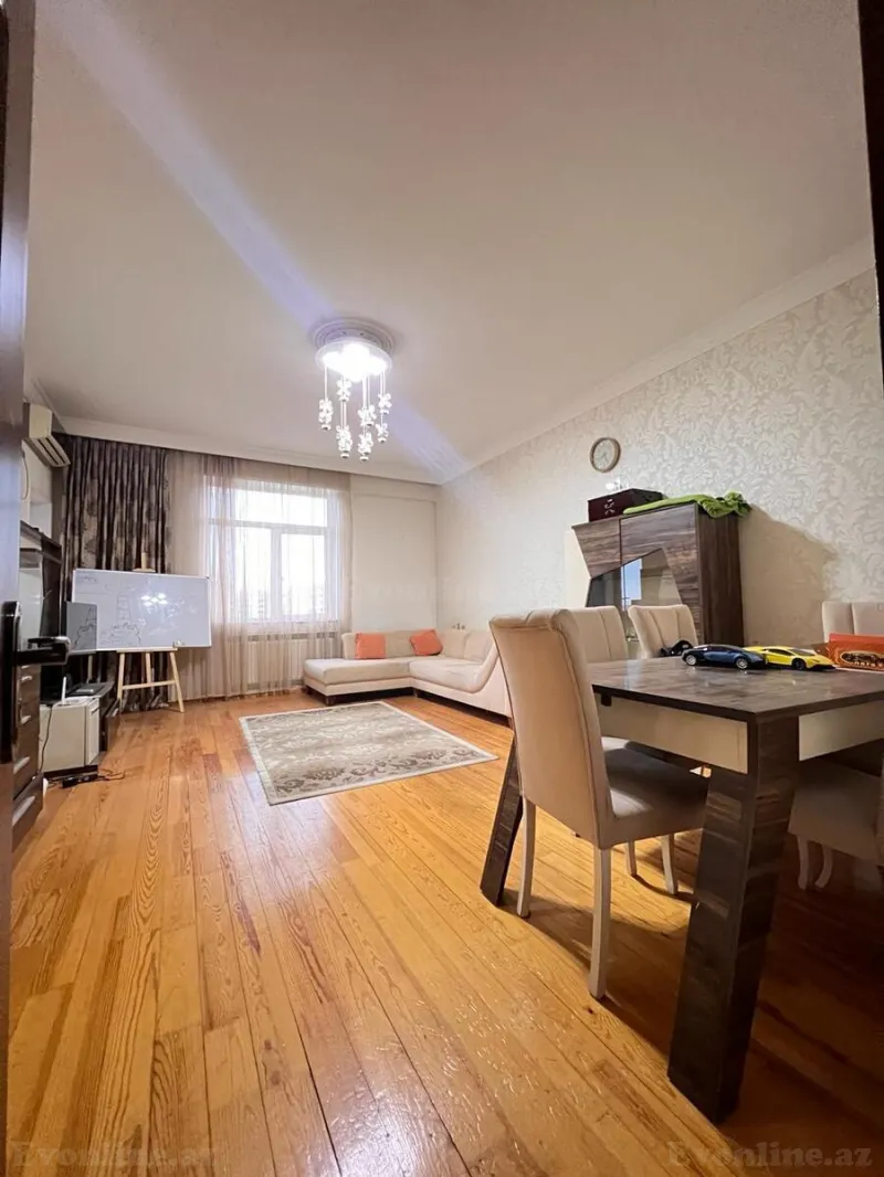 3 otaqlı Mənzil 120 m² Həzi Aslanov m. Satılır