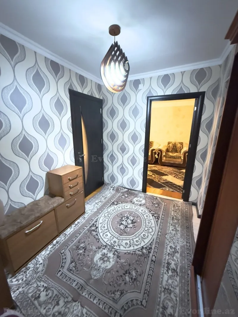4 otaqlı Mənzil 90 m² İnşaatçılar m. Kirayə verilir