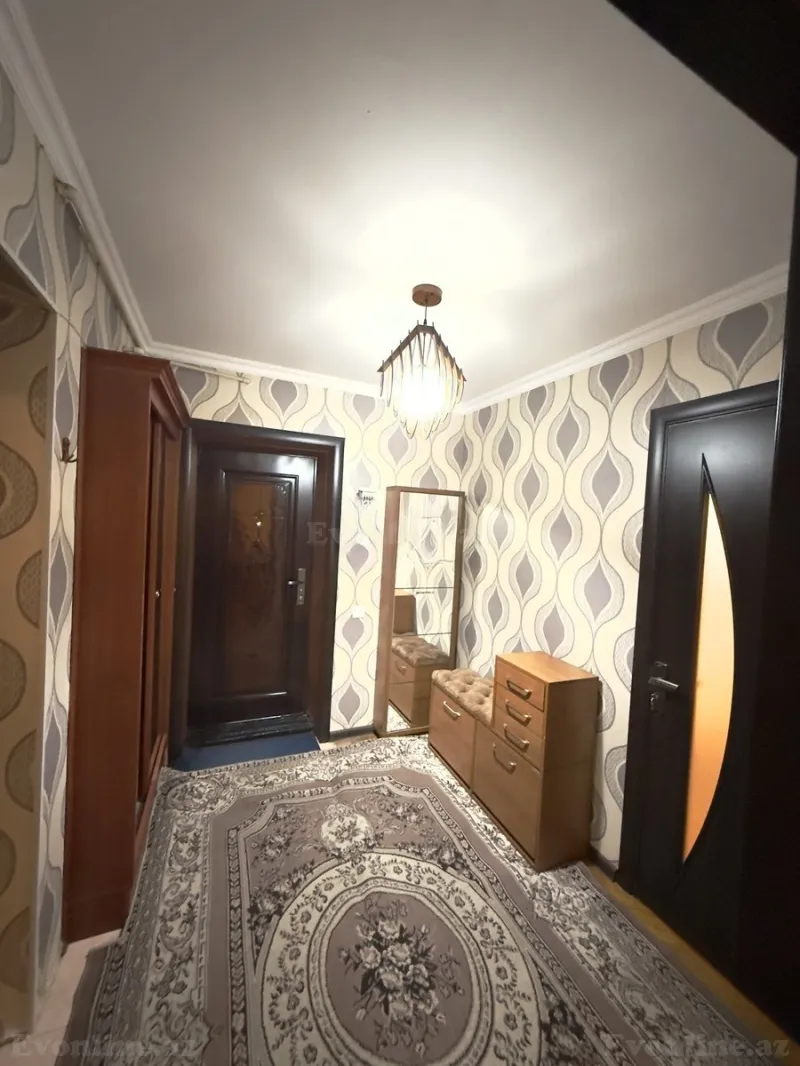 Kirayə verilir 4 otaqlı Mənzil Köhnə tikili 90 m² İnşaatçılar m. - şəkil 2