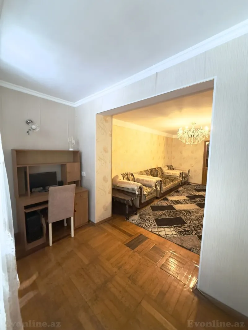 Kirayə verilir 4 otaqlı Mənzil Köhnə tikili 90 m² İnşaatçılar m. - şəkil 4