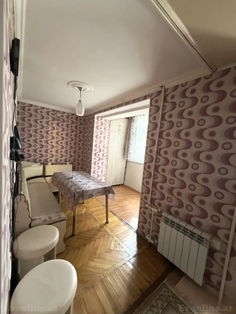 Kirayə verilir 4 otaqlı Mənzil Köhnə tikili 90 m² İnşaatçılar m. - şəkil 10