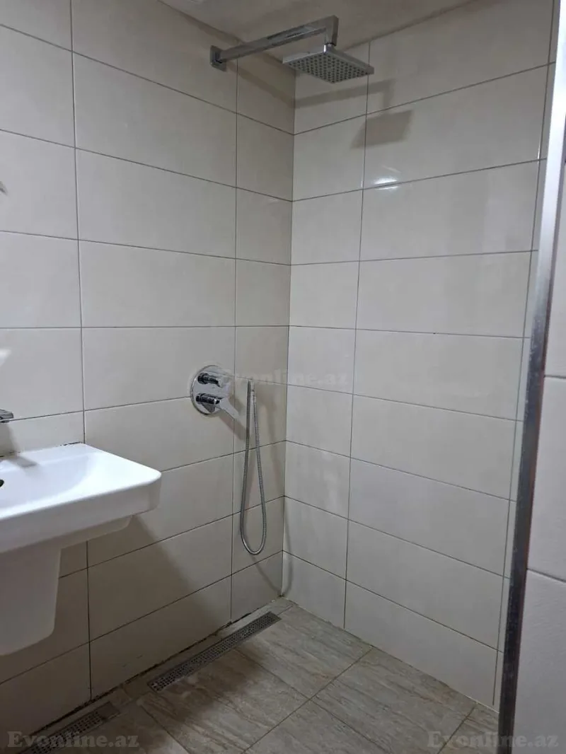 Satılır 3 otaqlı Mənzil Köhnə tikili 70 m² Elmlər Akademiyası m. - şəkil 6