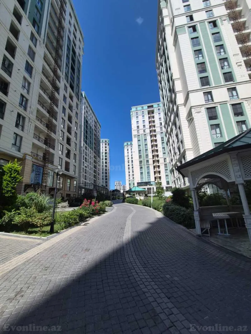 3 otaqlı Mənzil 142 m² Nəriman Nərimanov m. Satılır