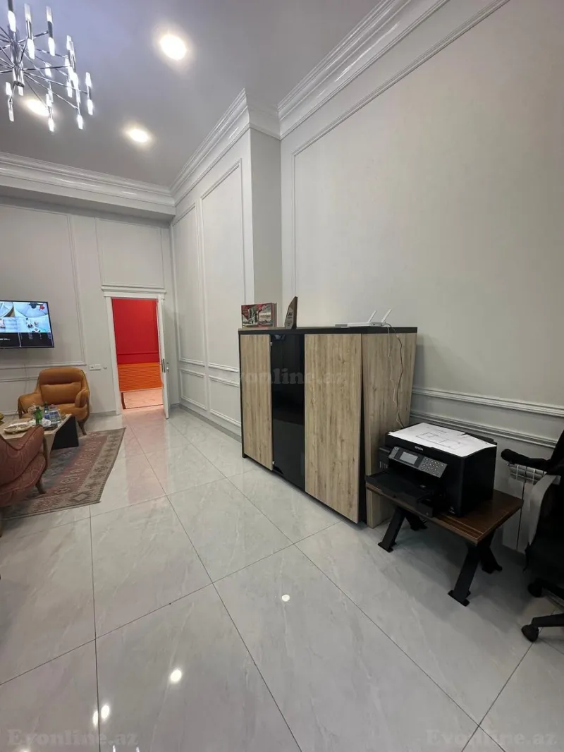 Kirayə verilir Ofis 280 m² Nizami m. - şəkil 16