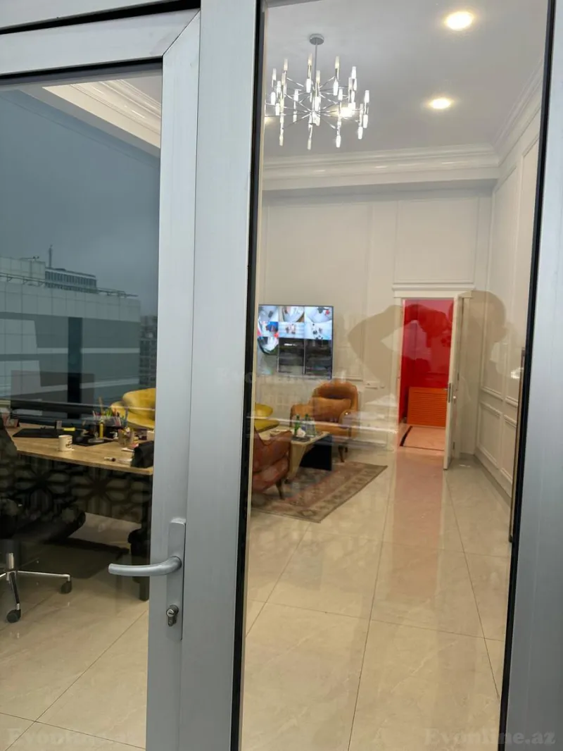 Kirayə verilir Ofis 280 m² Nizami m. - şəkil 18