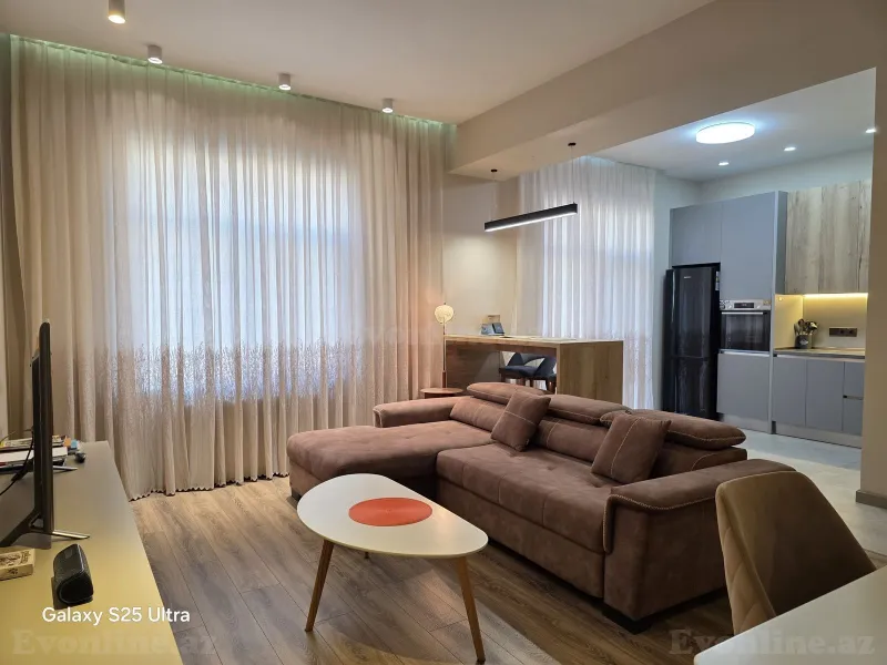 2 otaqlı Mənzil 105 m² Xətai r. Kirayə verilir
