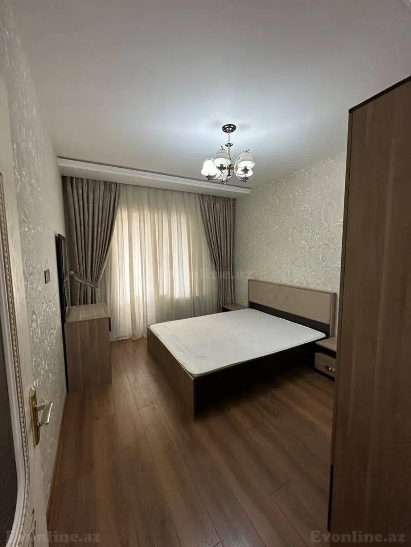 Kirayə verilir 4 otaqlı Mənzil Köhnə tikili 140 m² Xalqlar Dostluğu m. - şəkil 5