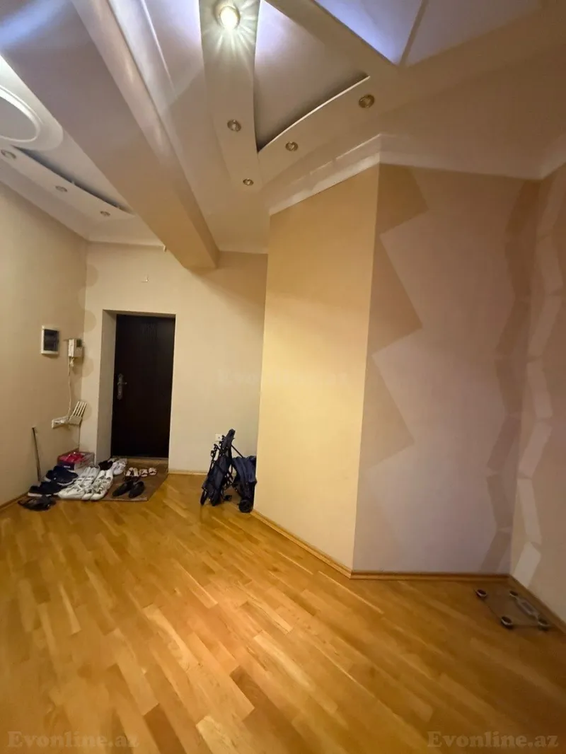 Kirayə verilir 3 otaqlı Mənzil Yeni tikili 150 m² Elmlər Akademiyası m. - şəkil 2