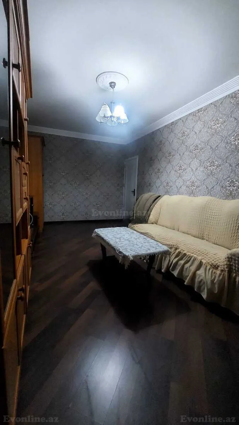 Satılır 3 otaqlı Mənzil Köhnə tikili 77 m² Əhmədli m. - şəkil 2