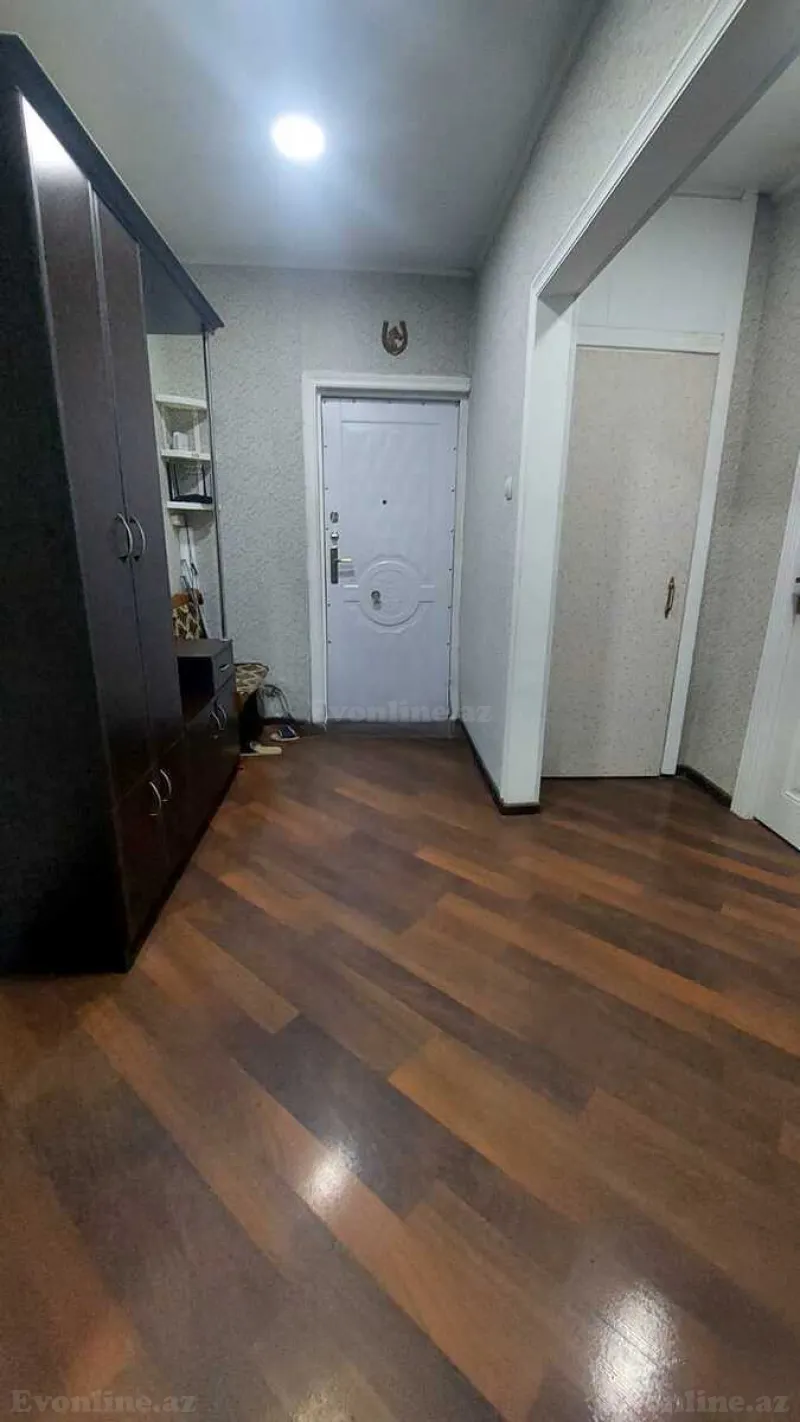 Satılır 3 otaqlı Mənzil Köhnə tikili 77 m² Əhmədli m. - şəkil 13
