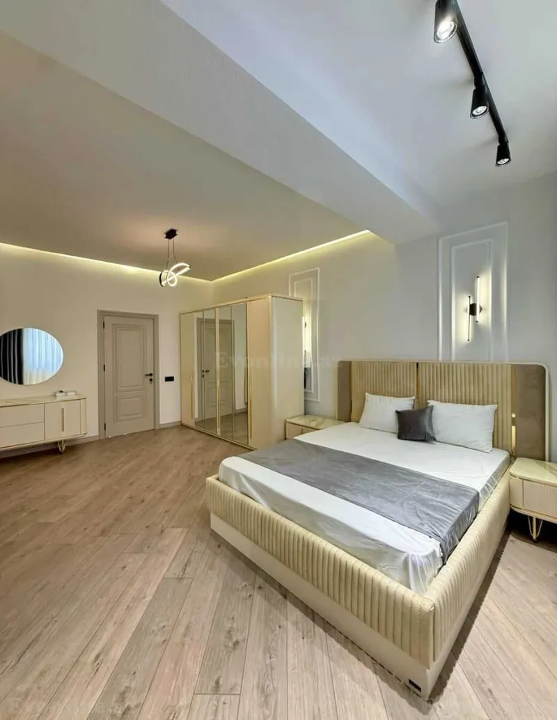 Satılır 3 otaqlı Mənzil Yeni tikili 140 m² 28 May m. - şəkil 8