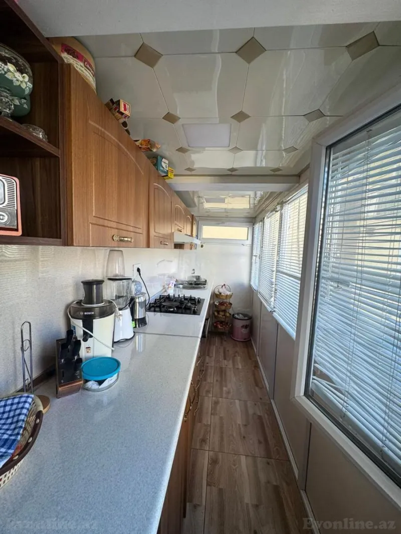 Satılır 3 otaqlı Mənzil Köhnə tikili 92 m² 28 May m. - şəkil 15