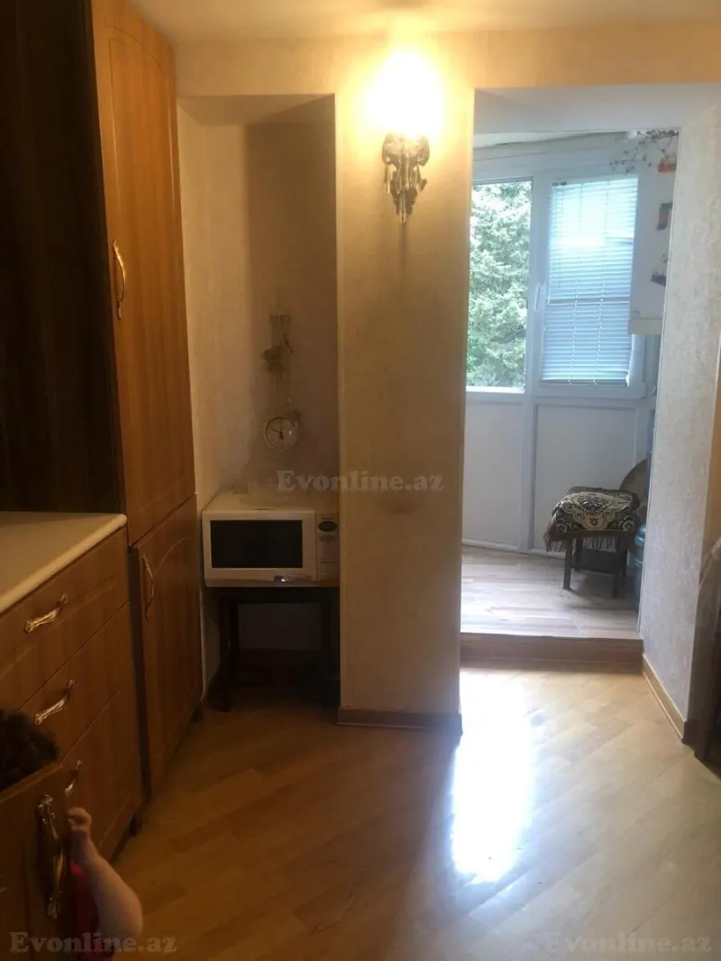 Satılır 3 otaqlı Mənzil Köhnə tikili 92 m² 28 May m. - şəkil 18