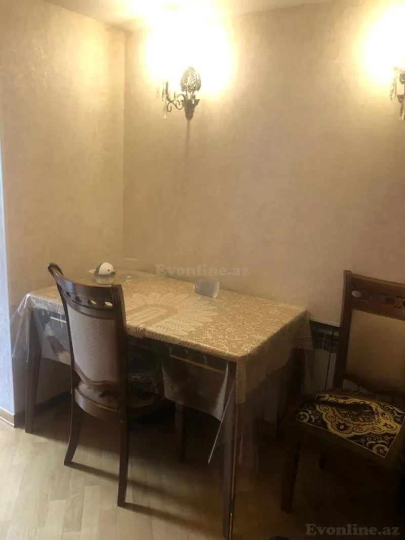 Satılır 3 otaqlı Mənzil Köhnə tikili 92 m² 28 May m. - şəkil 19