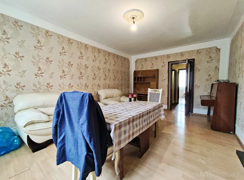 Satılır 3 otaqlı Mənzil Köhnə tikili 85 m² Qara Qarayev m. - şəkil 3