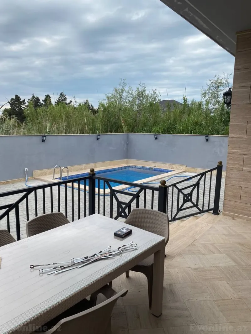 Satılır 3 otaqlı Həyət evi 100 m² Novxanı - şəkil 2