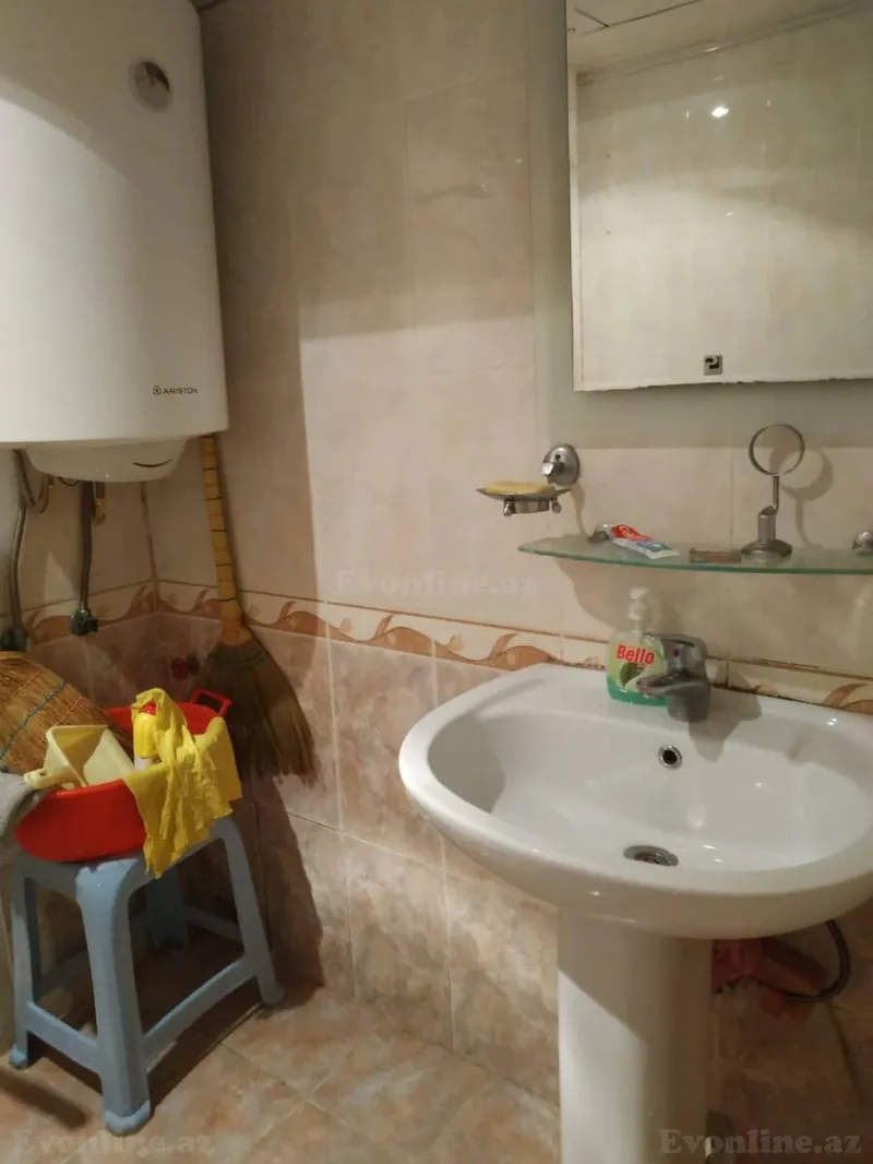 Kirayə verilir 2 otaqlı Mənzil Köhnə tikili 55 m² Nəriman Nərimanov m. - şəkil 9