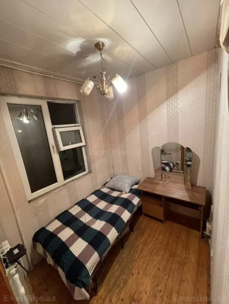 Kirayə verilir 3 otaqlı Mənzil Köhnə tikili 62 m² 1-ci mikrorayon