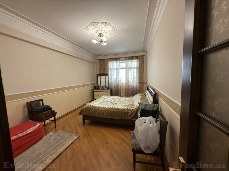 Satılır 3 otaqlı Mənzil Yeni tikili 115 m² Neftçilər m. - şəkil 5