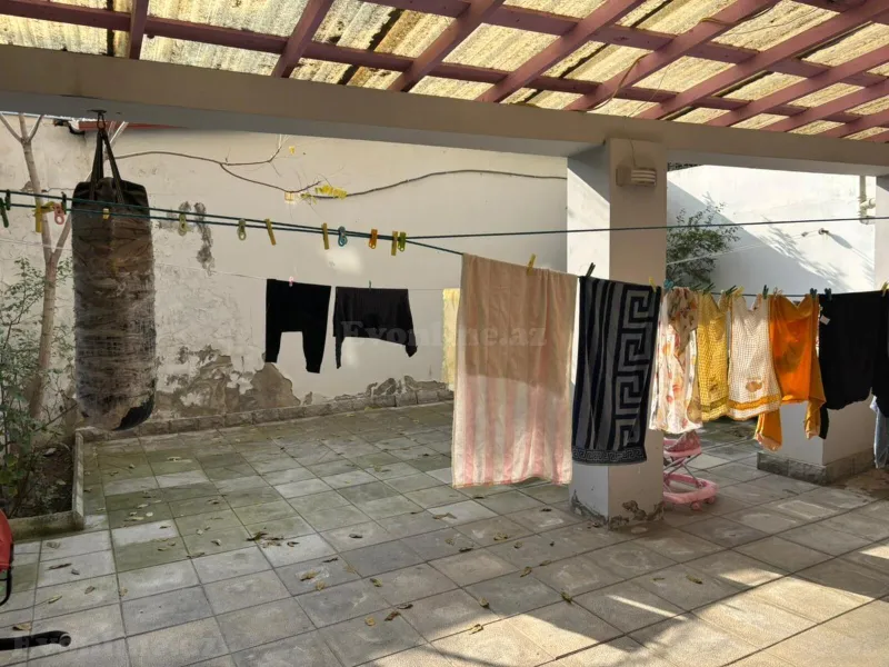 Satılır 5 otaqlı Mənzil Köhnə tikili 120 m² Memar Əcəmi m. - şəkil 10