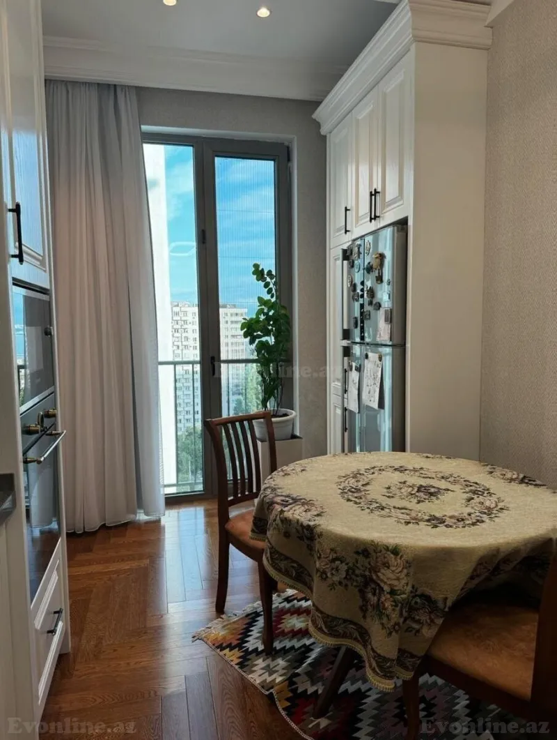 Kirayə verilir 3 otaqlı Mənzil Yeni tikili 100 m² Yasamal r. - şəkil 6