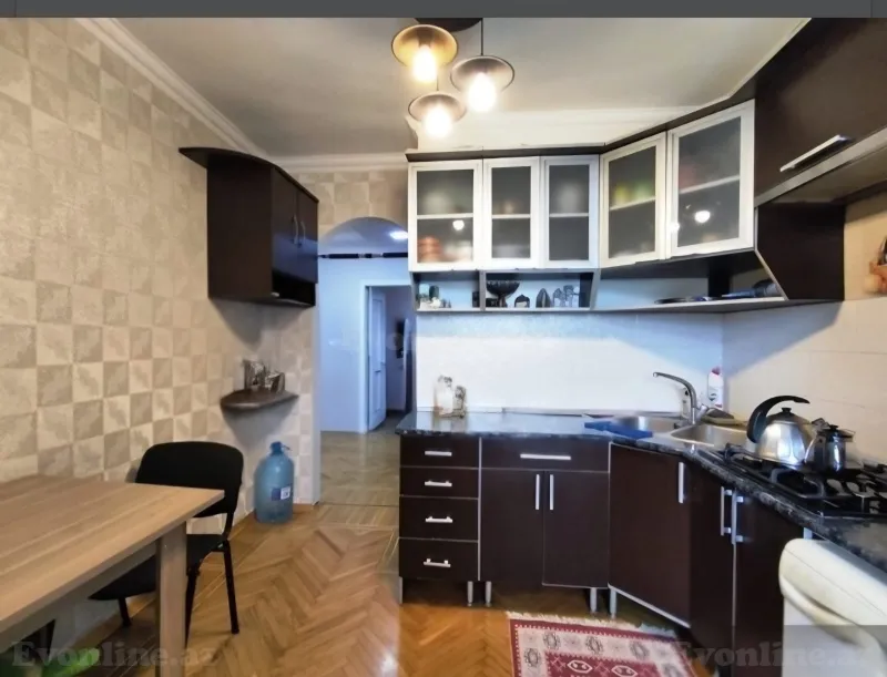 Kirayə verilir 4 otaqlı Mənzil Köhnə tikili 101 m² Q.Qarayev pr. - şəkil 4