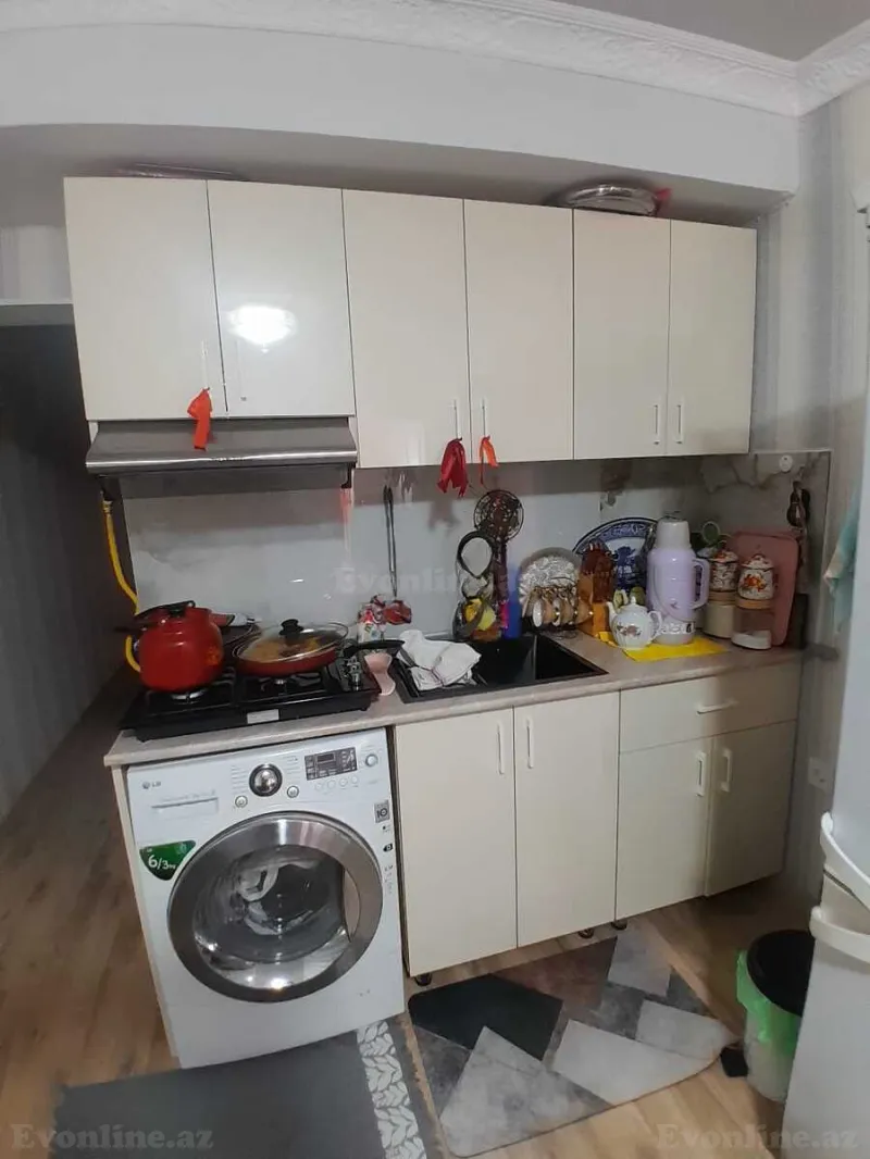 Satılır 1 otaqlı Mənzil Köhnə tikili 38 m² Yeni Günəşli - şəkil 3